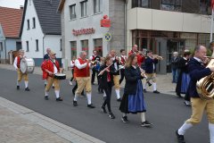 2022-04-30_Maibaumaufstellen_008