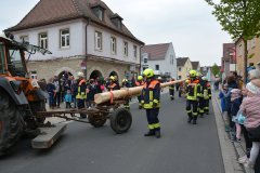 2022-04-30_Maibaumaufstellen_012