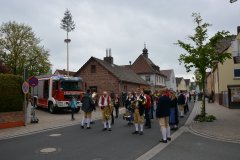 2022-04-30_Maibaumaufstellen_042