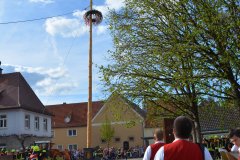2023-04-30_Maibaumaufstellen_072