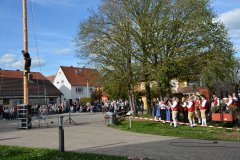 2023-04-30_Maibaumaufstellen_087